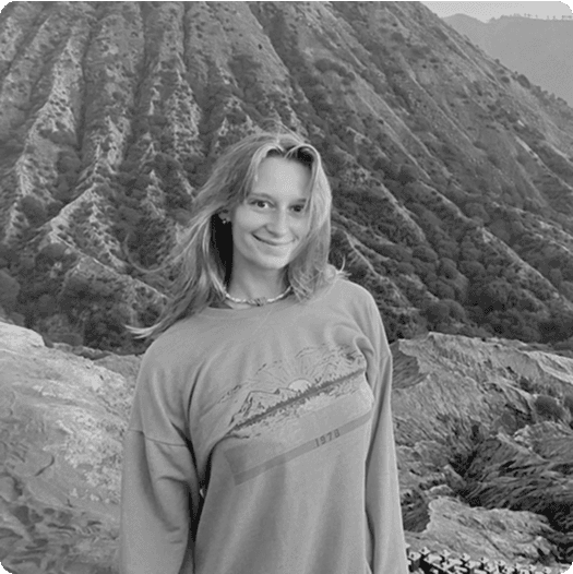 Sarah - UI/UX Designer